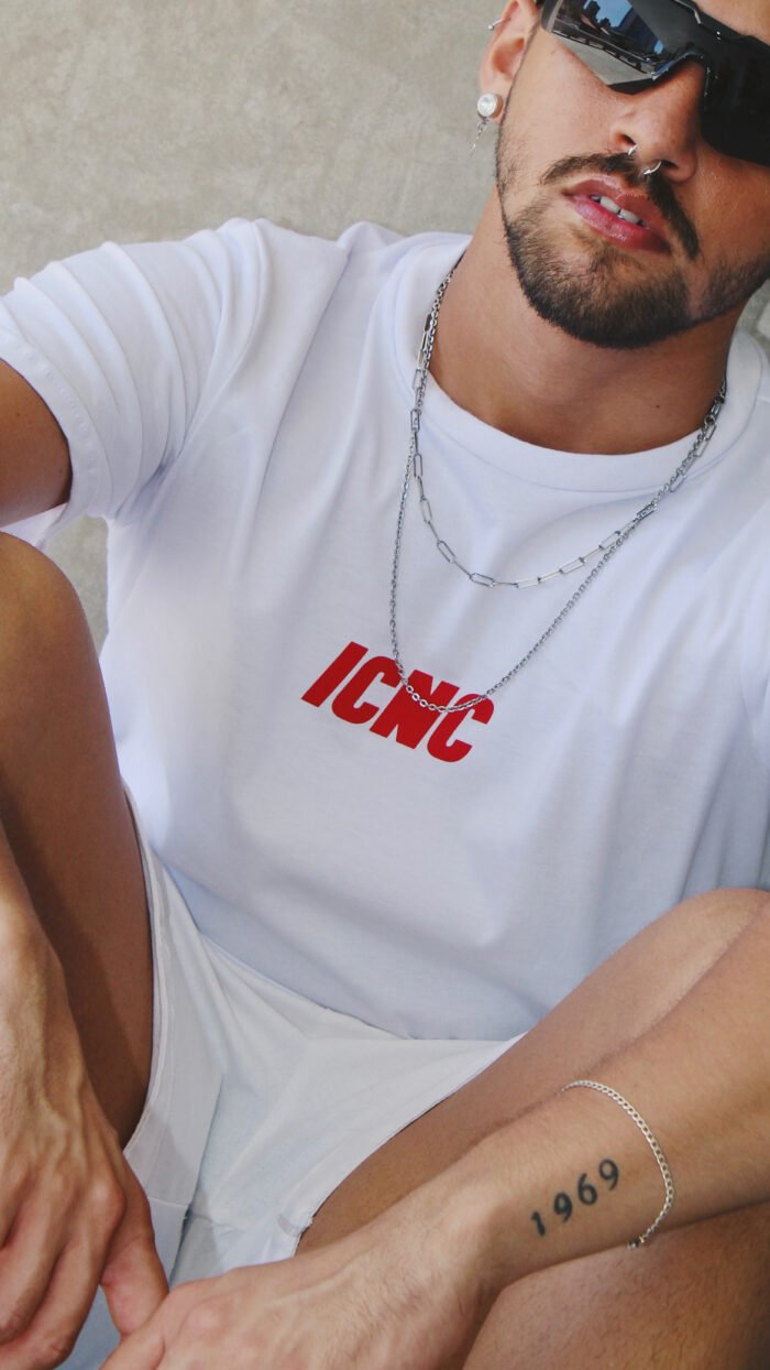 Camiseta Iconic Branca Estampa Frontal
